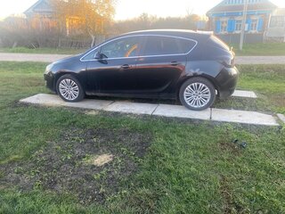 2010 Opel Astra J, чёрный, 485000 рублей, вид 3
