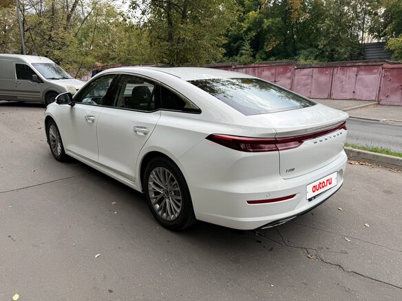 2024 FAW Bestune B70 I Рестайлинг, белый - вид 7