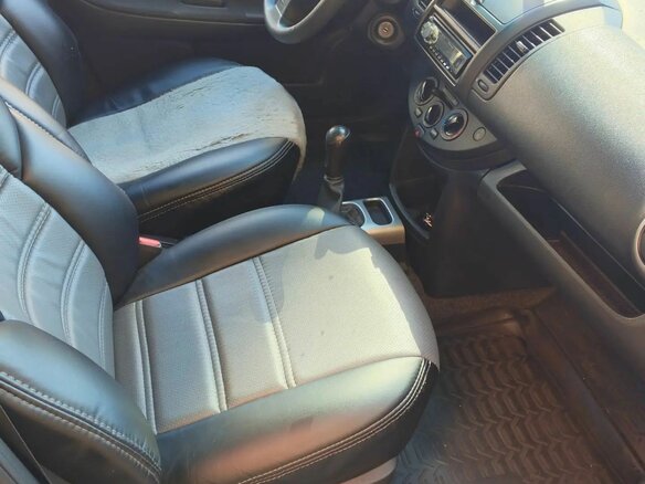 2012 Nissan Note I Рестайлинг, серебристый - вид 6