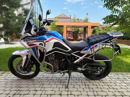 2021 Honda CRF 1100L Africa Twin, красный, 1370000 рублей, вид 4