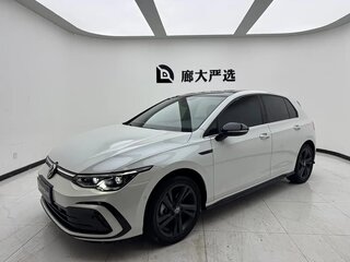 2023 Volkswagen Golf VIII, белый, 1600000 рублей, вид 2
