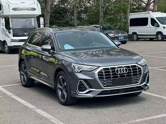 2023 Audi Q3 35 TFSI II (F3), серый, 3060000 рублей