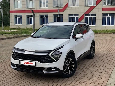 2024 Kia Sportage V, белый, 3100000 рублей, вид 1