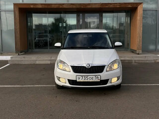 2014 Skoda Fabia II Рестайлинг, белый, 389000 рублей, вид 2