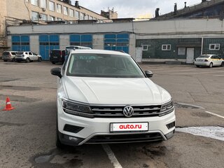 2018 Volkswagen Tiguan II, белый, 2600000 рублей, вид 1