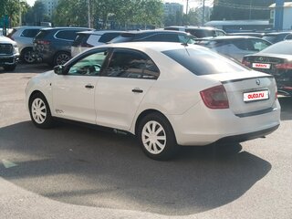 2017 Skoda Rapid I, белый, 565000 рублей, вид 4