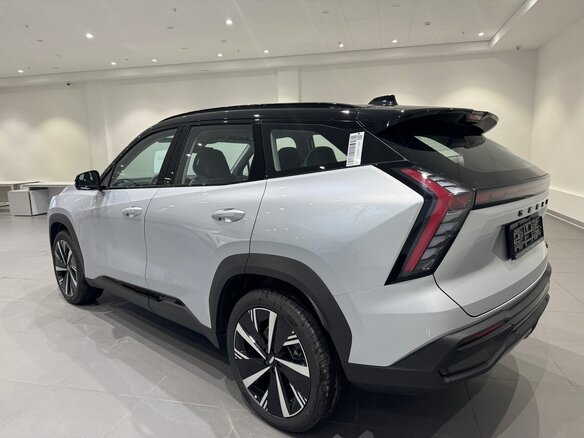 2026 Geely Atlas II, серебристый - вид 9