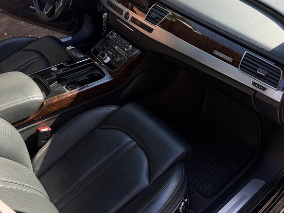 2010 Audi A8 III (D4), чёрный - вид 12