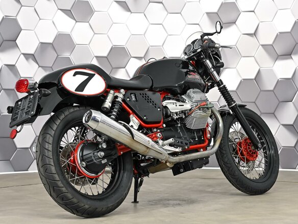 2012 Moto Guzzi V 7, чёрный - вид 6