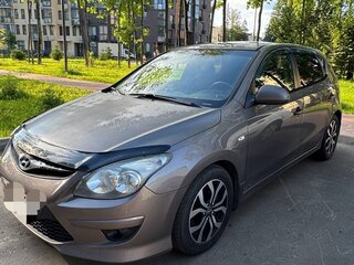 2011 Hyundai i30 I Рестайлинг, коричневый, 650000 рублей, вид 1