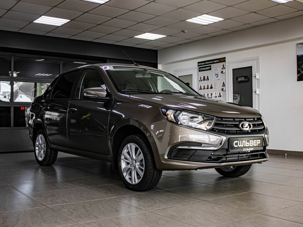 Открыть фотографии: Lada (ВАЗ) Granta I Рестайлинг