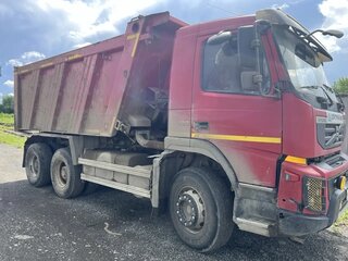 2012 Volvo FM, красный, 3500000 рублей, вид 2