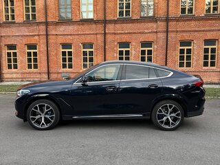 2022 BMW X6 30d III (G06), синий, 9250000 рублей, вид 3