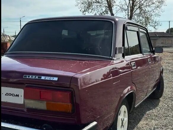 2002 Lada (ВАЗ) 2107, красный - вид 6