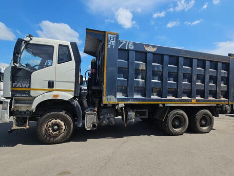 2023 FAW J6 CA3250, белый, 3978000 рублей, вид 2