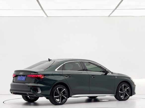 2022 Audi A3 35 TFSI Long IV (8Y), зелёный, 1973000 рублей - вид 1