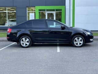 2016 Skoda Octavia III (A7), чёрный, 910000 рублей, вид 4