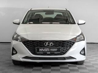 2022 Hyundai Solaris II Рестайлинг, белый, 1580000 рублей, вид 2