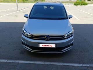 2017 Volkswagen Touran II, серый, 1400000 рублей, вид 1