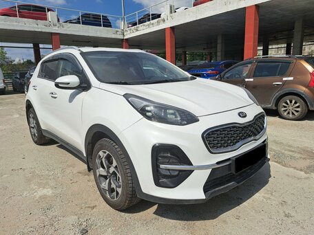 2019 Kia Sportage IV Рестайлинг, белый, 1572000 рублей, вид 1