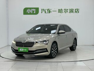 2022 Skoda Superb III Рестайлинг, золотистый, 2176000 рублей, вид 1