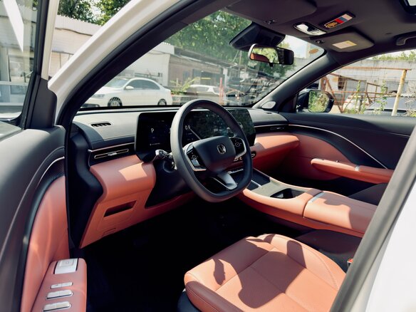 2025 Changan CS55 Plus II Рестайлинг 2, белый, 1290000 рублей - вид 6