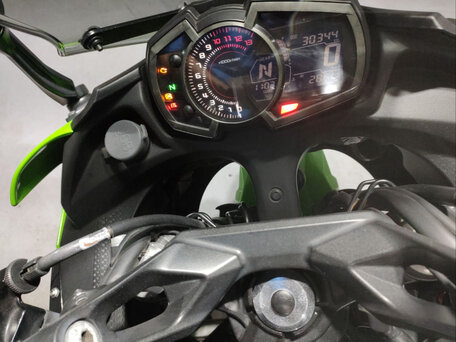 2017 Kawasaki Ninja 650, зелёный, 580000 рублей, вид 5