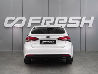 2018 Kia Cerato III Рестайлинг (Classic), белый, 1899000 рублей, вид 4