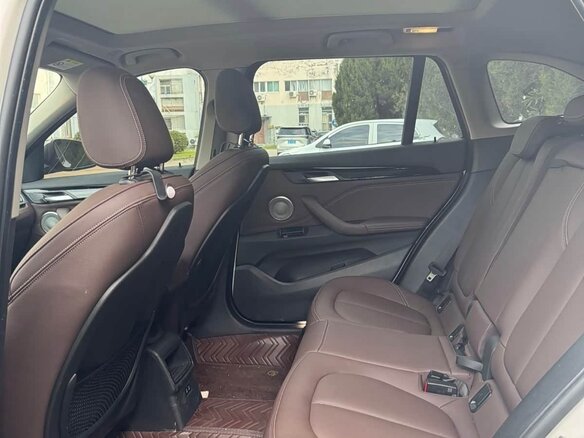 2022 BMW X1 Long 20Li sDrive II (F48) Рестайлинг, белый, 1900000 рублей - вид 6