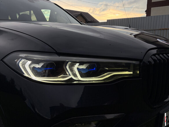 2019 BMW X7 40i I (G07), синий, 6530000 рублей - вид 17