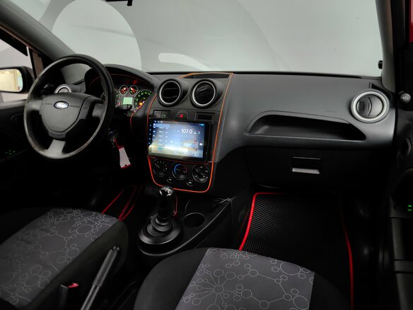 2007 Ford Fiesta Mk5, красный, 261000 рублей - вид 12