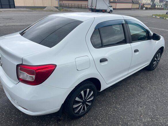 2016 Renault Logan II, белый, 375000 рублей - вид 5