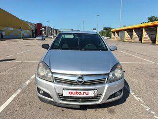 2009 Opel Astra H Рестайлинг, серебристый, 330000 рублей, вид 1
