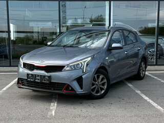 2021 Kia Rio IV Рестайлинг, серый, 1700000 рублей, вид 1