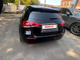 2019 Mercedes-Benz A-Класс 200 IV (W177), чёрный, 2800000 рублей, вид 4