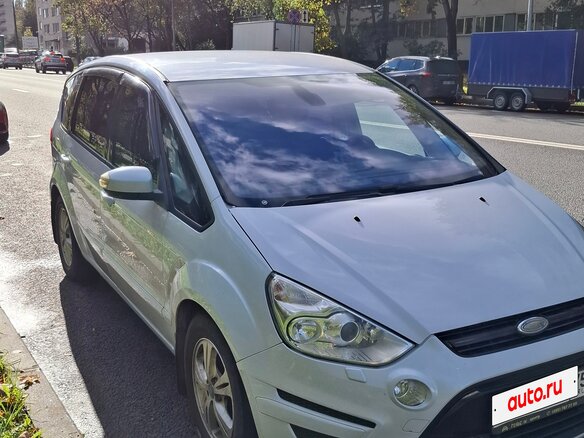 2011 Ford S-MAX I Рестайлинг, белый, 1300000 рублей