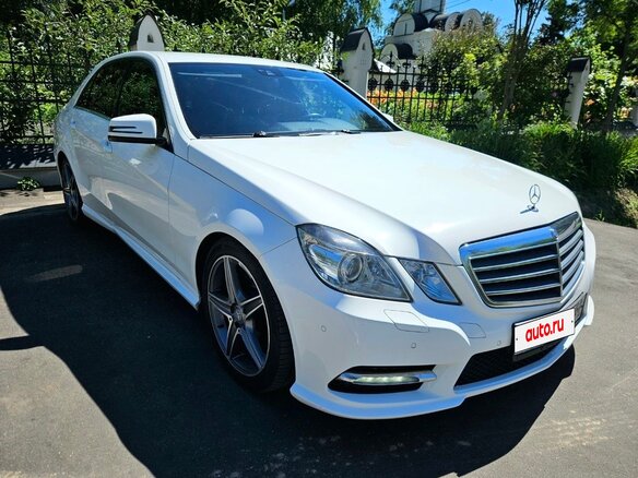 2012 Mercedes-Benz E-Класс 200 7G-Tronic IV (W212, S212, C207), белый, 1550000 рублей