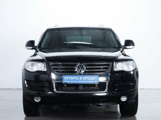 2007 Volkswagen Touareg I Рестайлинг, чёрный, 1599000 рублей, вид 2