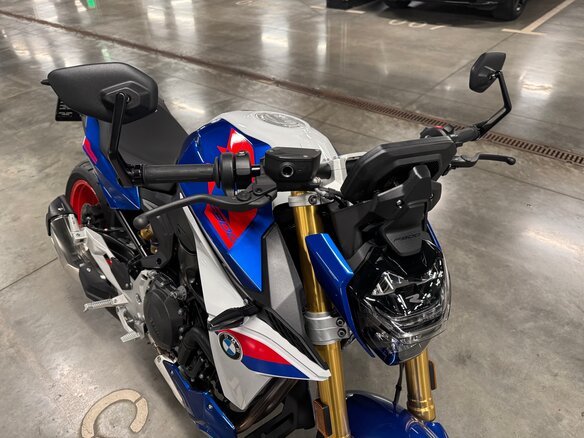 2025 BMW F 900 R, синий, 1370000 рублей - вид 9