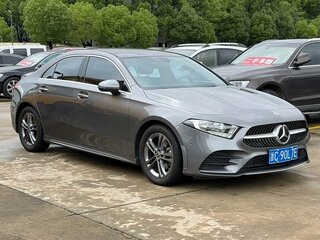 2020 Mercedes-Benz A-Класс 180 Long IV (W177), серый, 1890000 рублей, вид 3