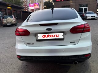 2017 Ford Focus III Рестайлинг, белый, 1200000 рублей, вид 5