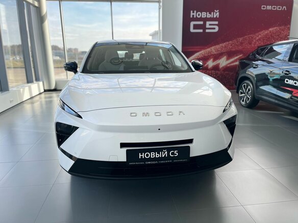 2026 Omoda C5 II, белый - вид 1