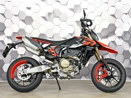 2025 Ducati Hypermotard, красный, 1277000 рублей, вид 3