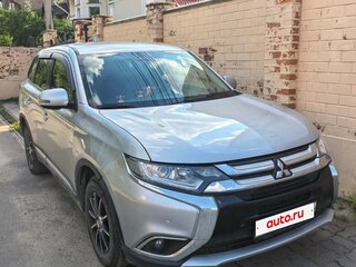 2018 Mitsubishi Outlander III Рестайлинг 2, серебристый, 1700000 рублей, вид 1
