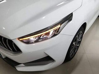 2022 Kia K3 II (China Market) Рестайлинг, белый, 1420000 рублей, вид 2