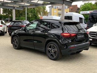 2026 Mercedes-Benz GLA 220 d II (H247) Рестайлинг, чёрный, 6850000 рублей, вид 4