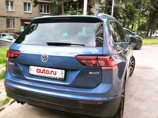 2019 Volkswagen Tiguan II, синий, 2550000 рублей, вид 4
