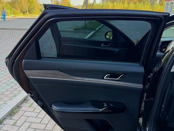 2022 Kia K5 III, чёрный, 2500000 рублей - вид 21