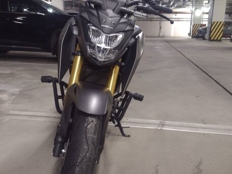 2022 Honda CB 300F, серый, 450000 рублей, вид 2