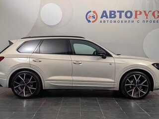 2026 Volkswagen Touareg III Рестайлинг, бежевый, 14490000 рублей, вид 4